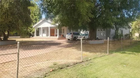 21305 Chase St, Canoga Park, CA 91304