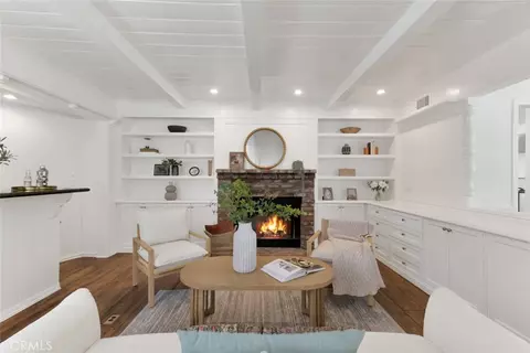 16920 Strawberry, Encino, CA 91436