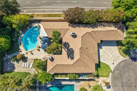 17654 Knapp, Northridge, CA 91325