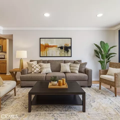 5257 Radford Ave #212, Valley Village, CA 91607