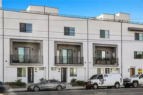 6719 Sepulveda Blvd, Van Nuys, CA 91411