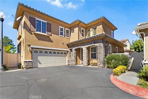 20425 Victory, Santa Clarita, CA 91350