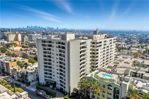 7250 Franklin Ave #1203, Los Angeles, CA 90046
