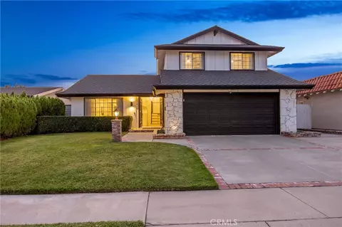 27419 Fairport Ave, Canyon Country, CA 91351