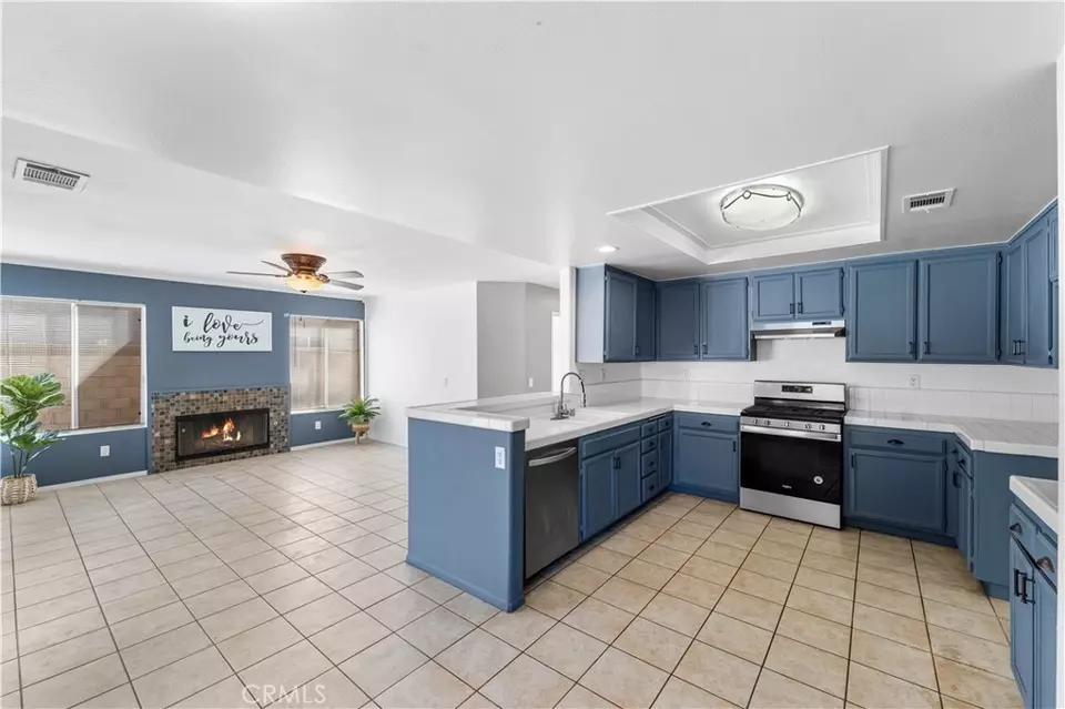 Other - 39566 Dunbar, Palmdale, CA 93551 photo 2 of 7
