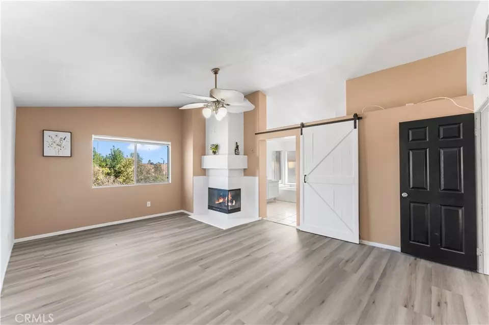 Living - 39566 Dunbar, Palmdale, CA 93551 photo 11 of 11