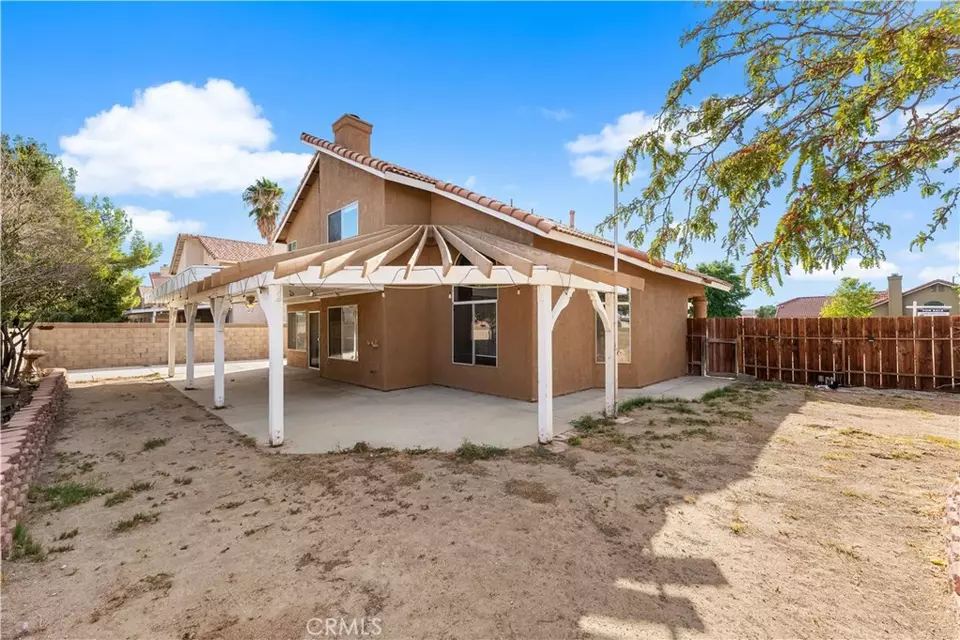 Exterior - 39566 Dunbar, Palmdale, CA 93551 photo 3 of 4