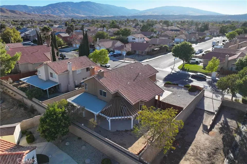 View/Area - 39566 Dunbar, Palmdale, CA 93551 photo 2 of 2