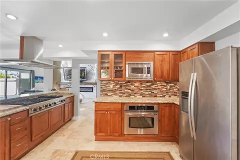 Kitchen - 2431 Victoria Ave, Oxnard, CA 93035 photo 2 of 3