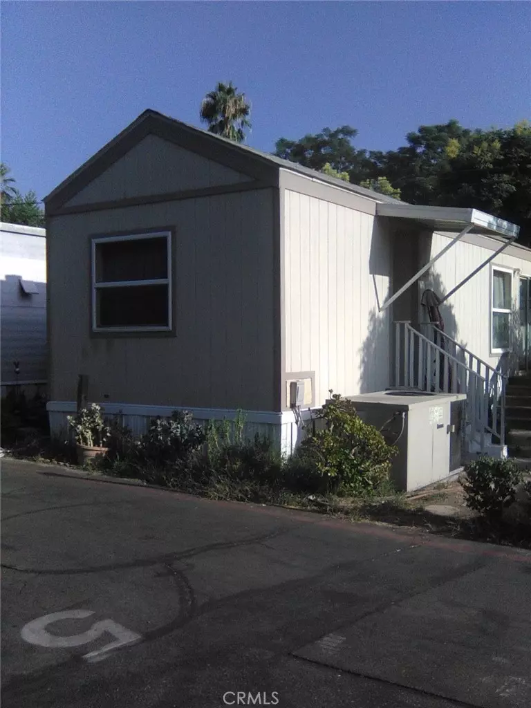 10799 Sherman Grove Ave #18, Sunland, CA 91040 | MLS# SR25229754 | 7 ...