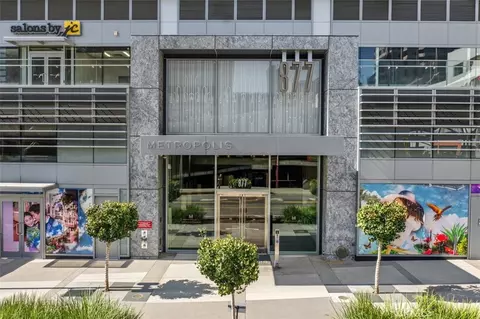 877 Francisco St #3102, Los Angeles, CA 90017