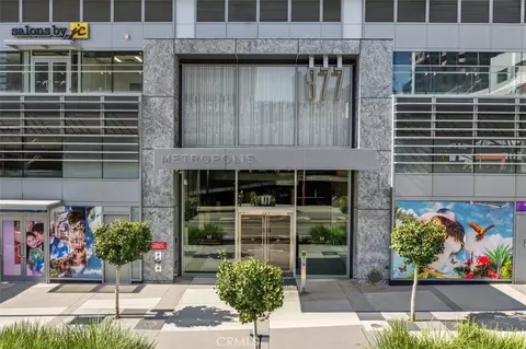 877 Francisco St #3102, Los Angeles, CA 90017