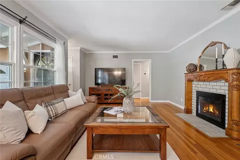 5407 Garden Grove Ave, Tarzana, CA 91356