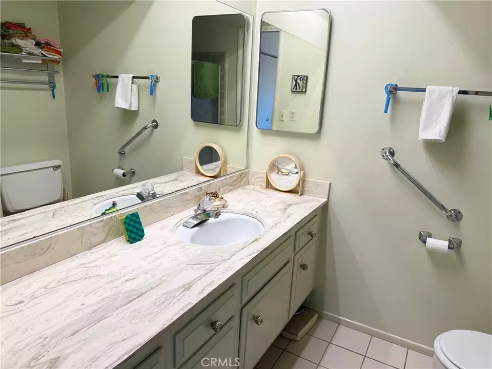 Bath - 1017 E Avenue J5, Lancaster, CA 93535 photo 1 of 3
