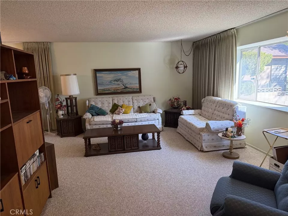 Living - 1017 E Avenue J5, Lancaster, CA 93535 photo 1 of 3