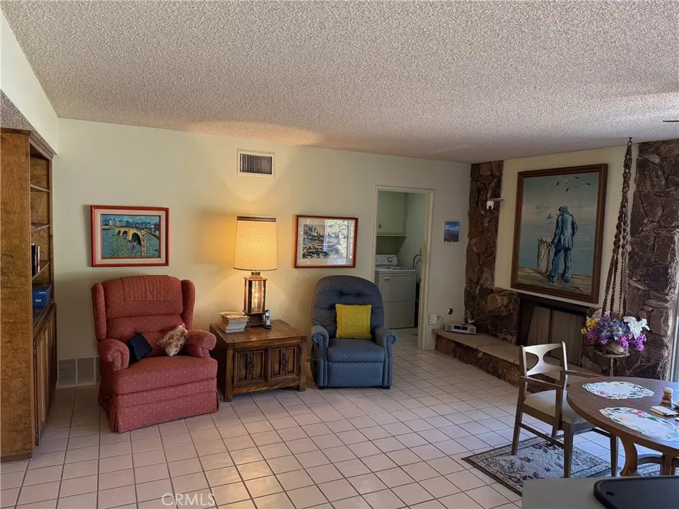 Living - 1017 E Avenue J5, Lancaster, CA 93535 photo 3 of 3