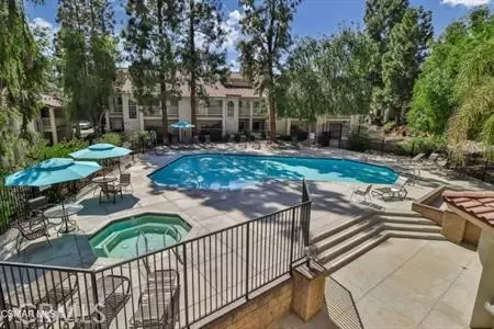 5837 Oak Bend Ln #311, Oak Park, CA 91377
