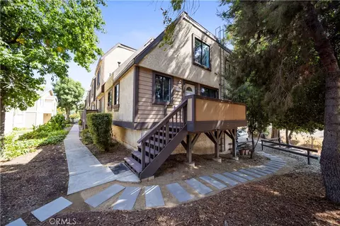 11300 Foothill Blvd #30, Sylmar, CA 91342