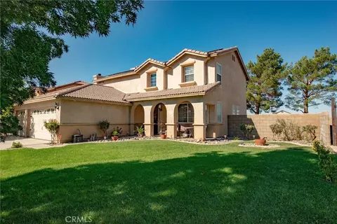 1633 Regents St, Lancaster, CA 93534