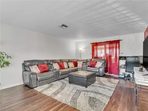 Living - 714 Appleton Rd, Simi Valley, CA 93065 photo 2 of 3