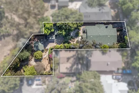 2102 Holly Dr, Los Angeles, CA 90068