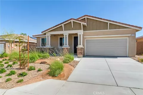 13845 Mesa View Dr, Victorville, CA 92392