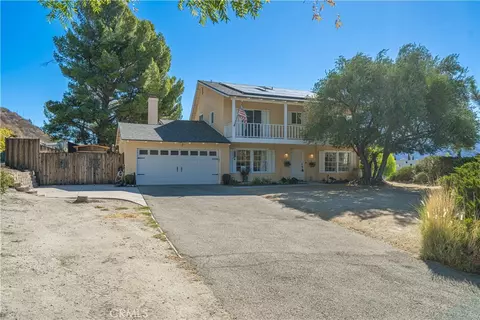 28816 Kenroy Ave, Canyon Country, CA 91387