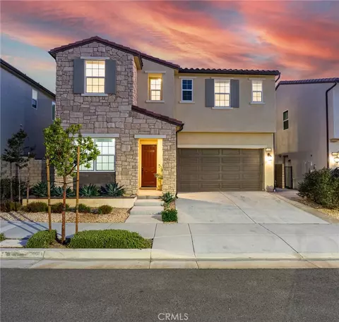 19230 Blackthorn Dr, Santa Clarita, CA 91350