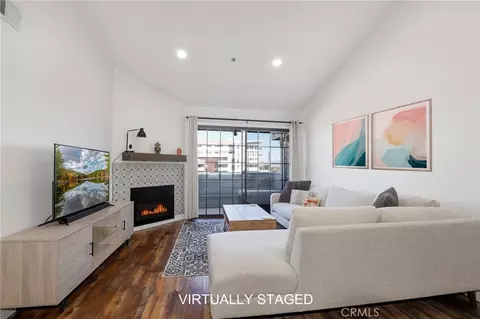 6545 Reseda #19, Reseda, CA 91335