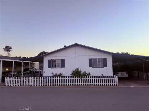15831 Olden St #63, Sylmar, CA 91342