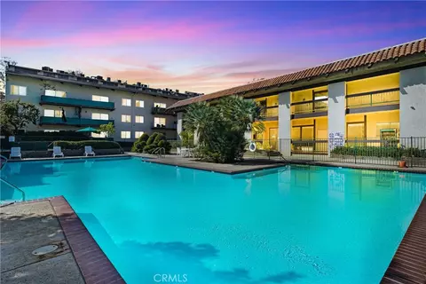 5460 White Oak #G213, Encino, CA 91316