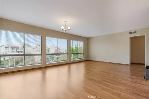 5250 Zelzah Ave #12A, Encino, CA 91316