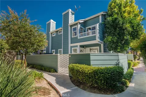 3954 Cochran #61, Simi Valley, CA 93063
