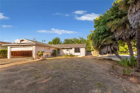 6227 Glide Ave, Woodland Hills, CA 91367