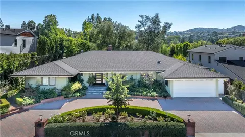 16314 Meadowridge Rd, Encino, CA 91436