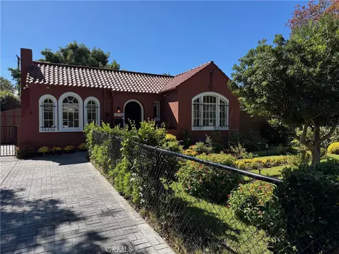 10754 Valley Spg, Studio City, CA 91602