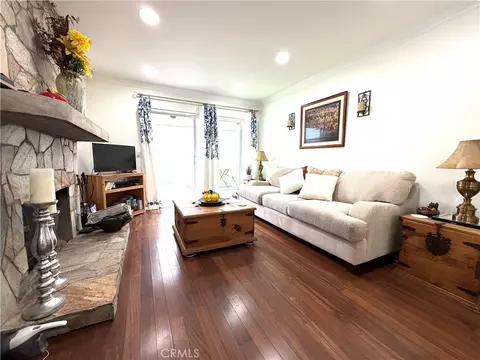 24373 La Glorita Cir, Newhall, CA 91321