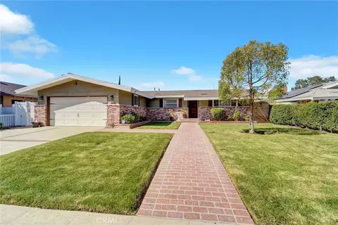 9733 Kessler Ave, Chatsworth, CA 91311