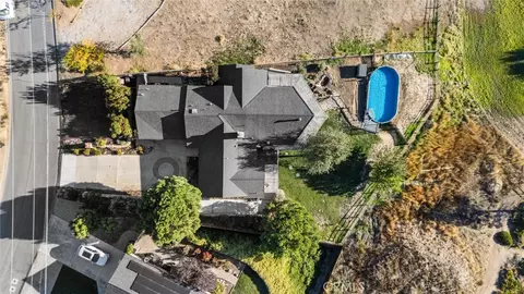 View/Area - 20220 Bald Mtn, Tehachapi, CA 93561 photo 3 of 8