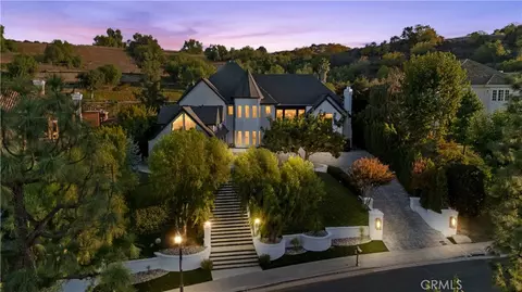 20620 Chatsboro Dr, Woodland Hills, CA 91364