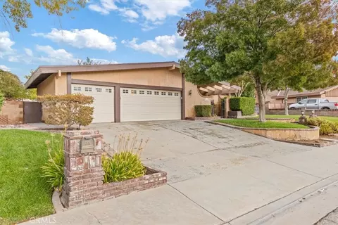 44028 Galion Ave, Lancaster, CA 93536