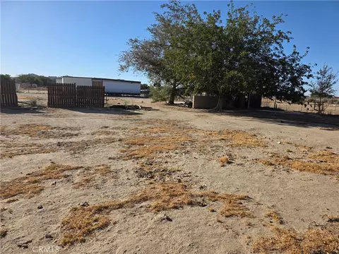 Exterior - 41331 156th E, Lancaster, CA 93535 photo 8 of 9