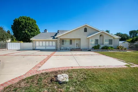 6912 Louise, Lake Balboa, CA 91406