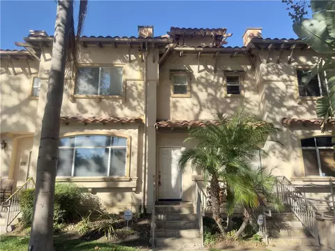 3003 W Riverside Dr #110, Burbank, CA 91505