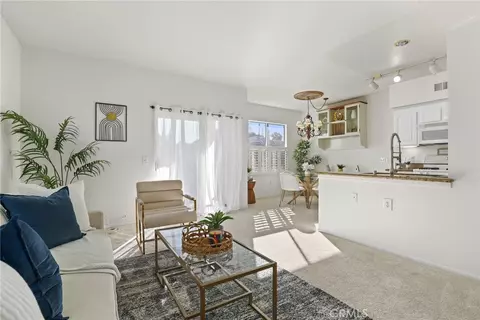 20000 Plum Cyn #221, Saugus, CA 91350