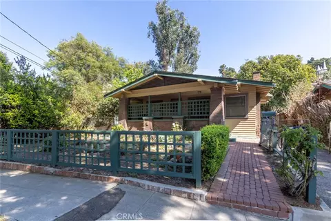 2100 Holly Dr, Los Angeles, CA 90068