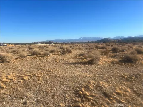 163 Ste Vic, Lancaster, CA 93535