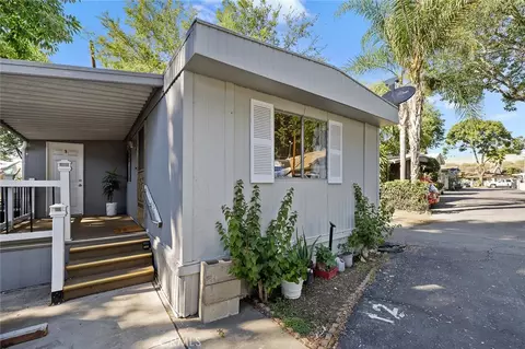 300 E Arbor St #12, Long Beach, CA 90805