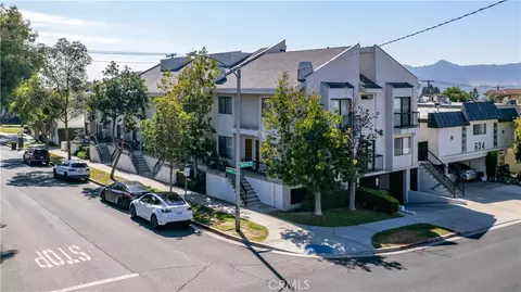 638 E Tujunga Ave, Burbank, CA 91501