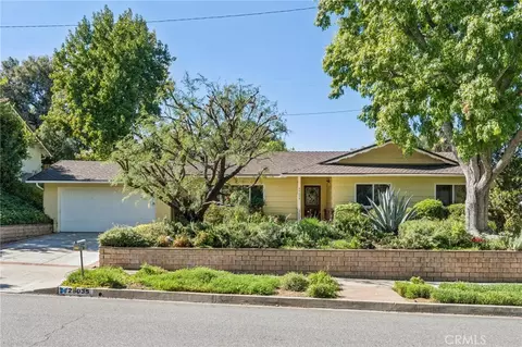 25035 Green Mill Ave, Newhall, CA 91321